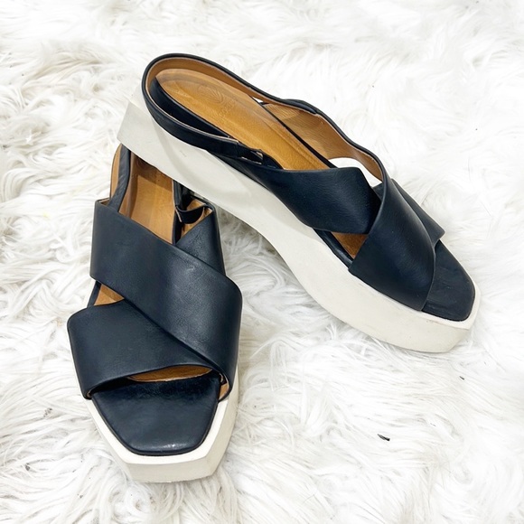 COCLICO Black and White Sandals - Picture 1 of 13